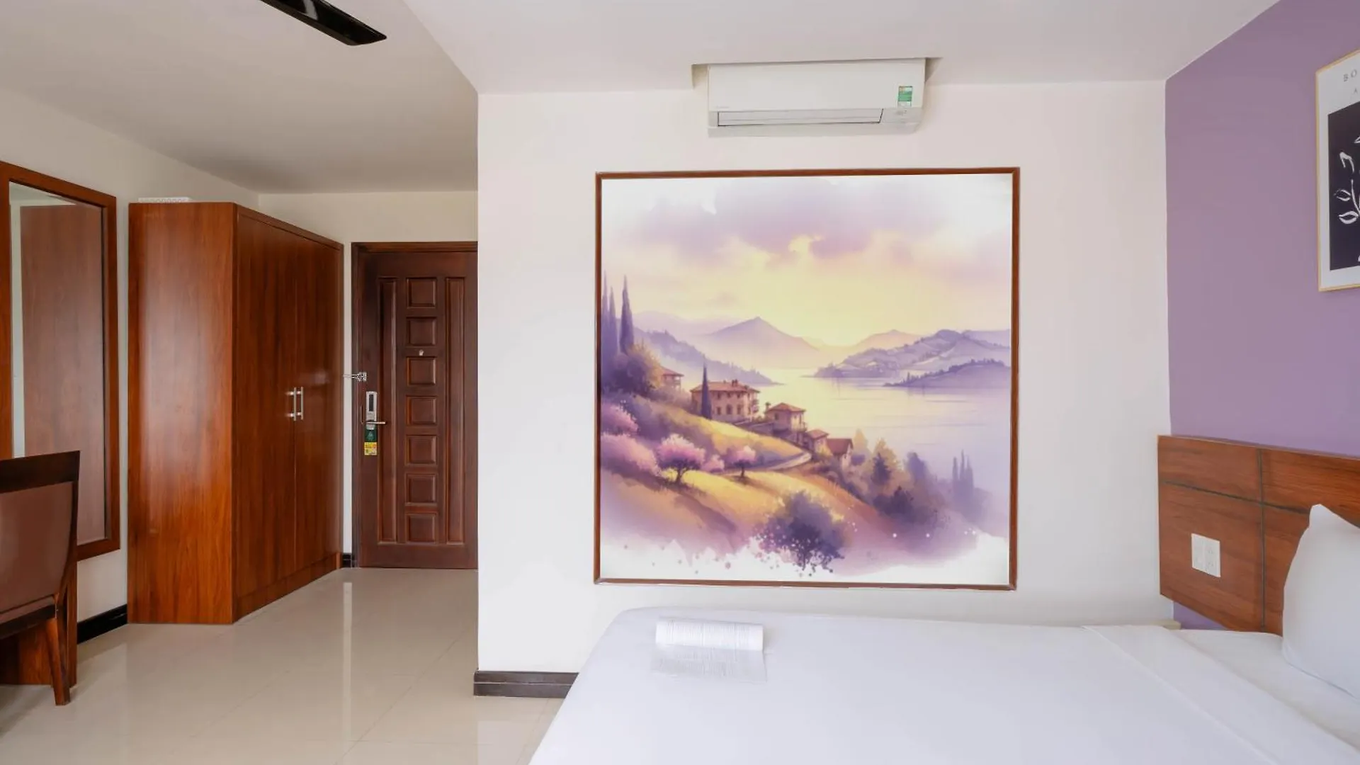 Quoc Cuong Center Da Nang Hotel By Haviland