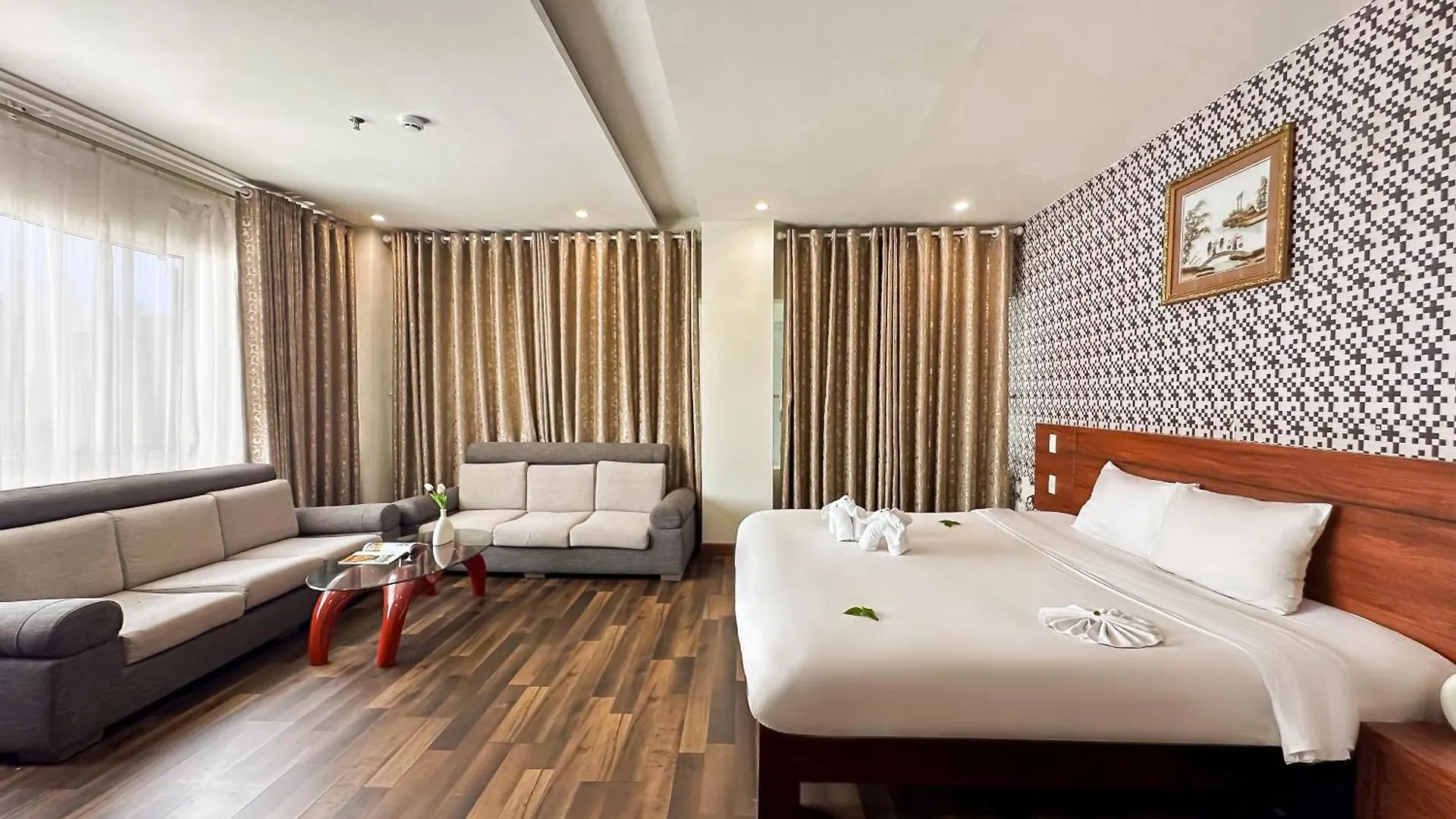 Quoc Cuong Center Da Nang Hotel By Haviland